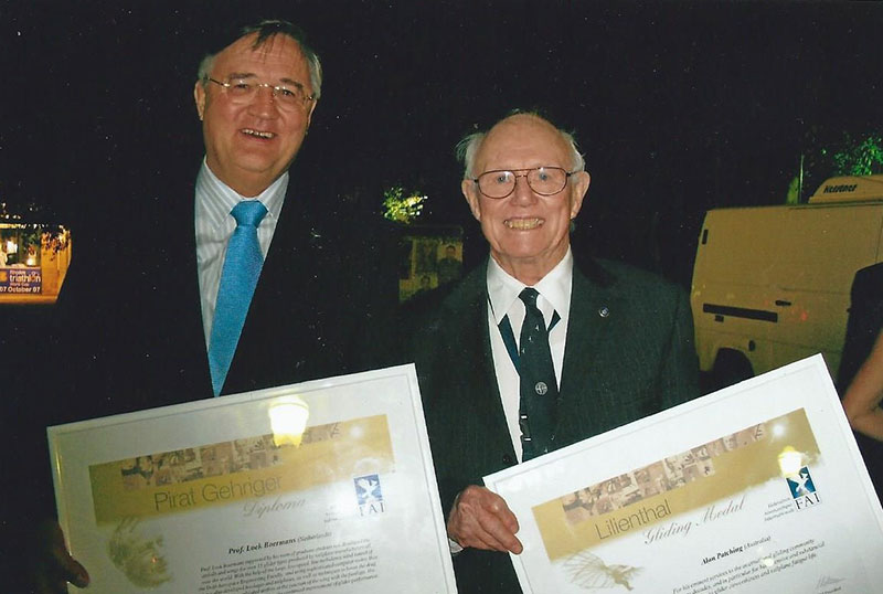 2006 Alan receives the Lilienthal Medal