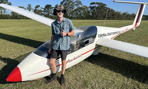 15-Year-Old Charlie Wheeler Soars Towards His First Solo with Glider Scholarship Scholarship